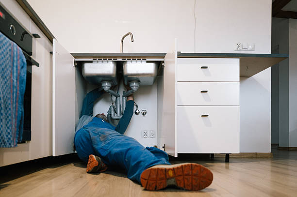 Professional Leak Detection technician working in West Boylston, MA